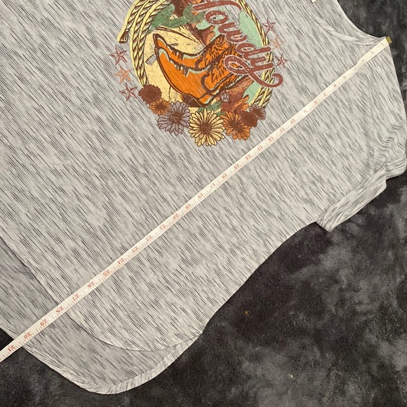 Howdy tee - Picture 3 of 5